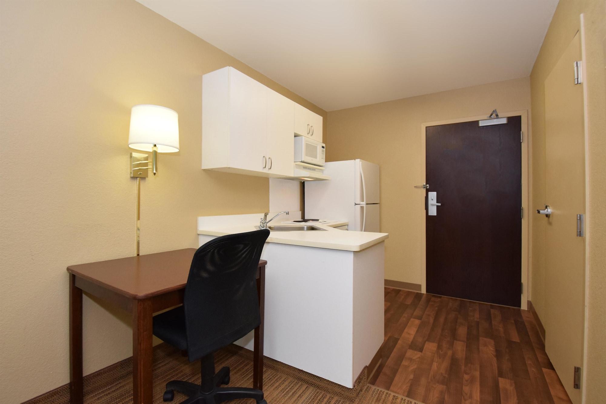 Extended Stay America Suites - Somerset - Franklin Экстерьер фото