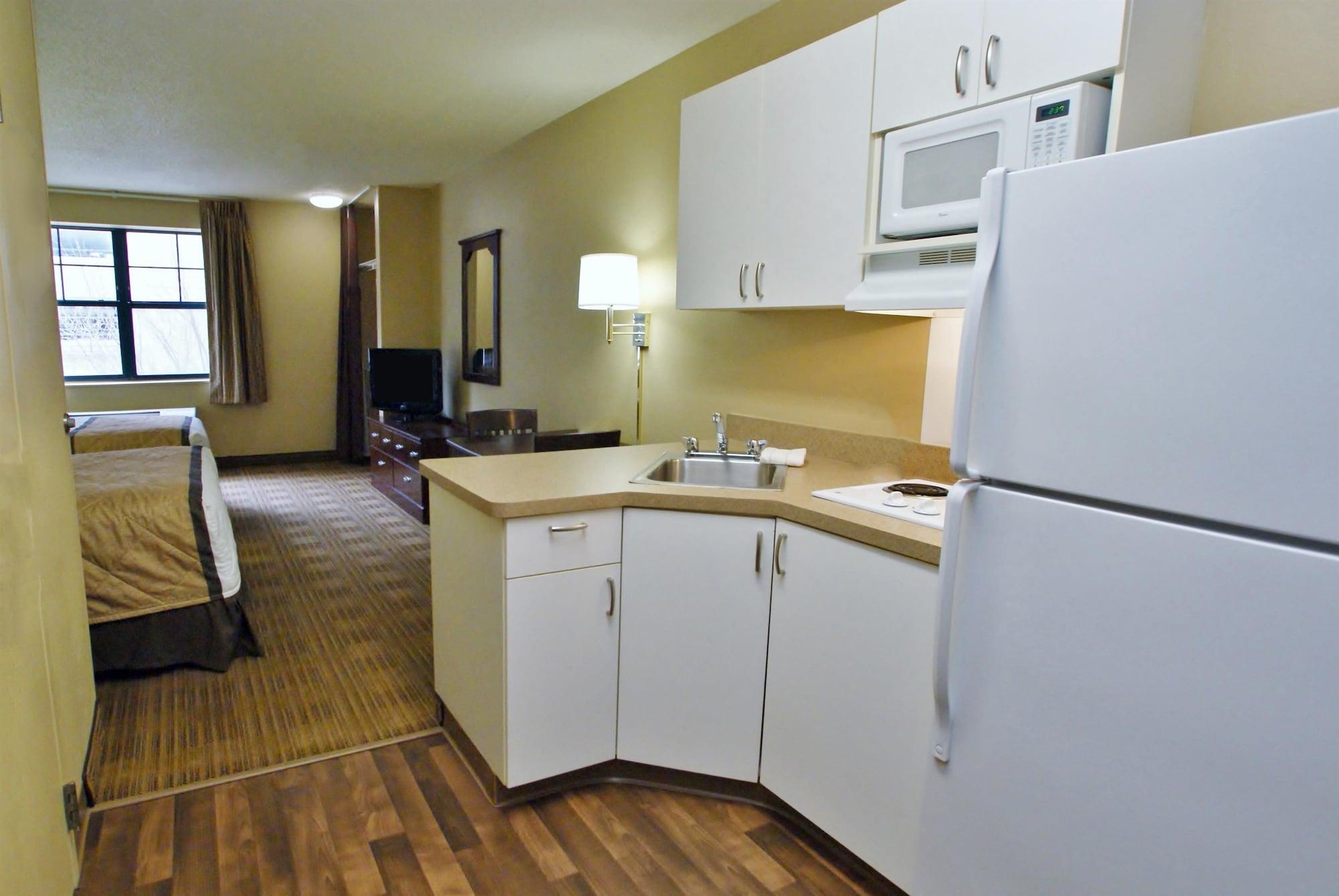 Extended Stay America Suites - Somerset - Franklin Экстерьер фото