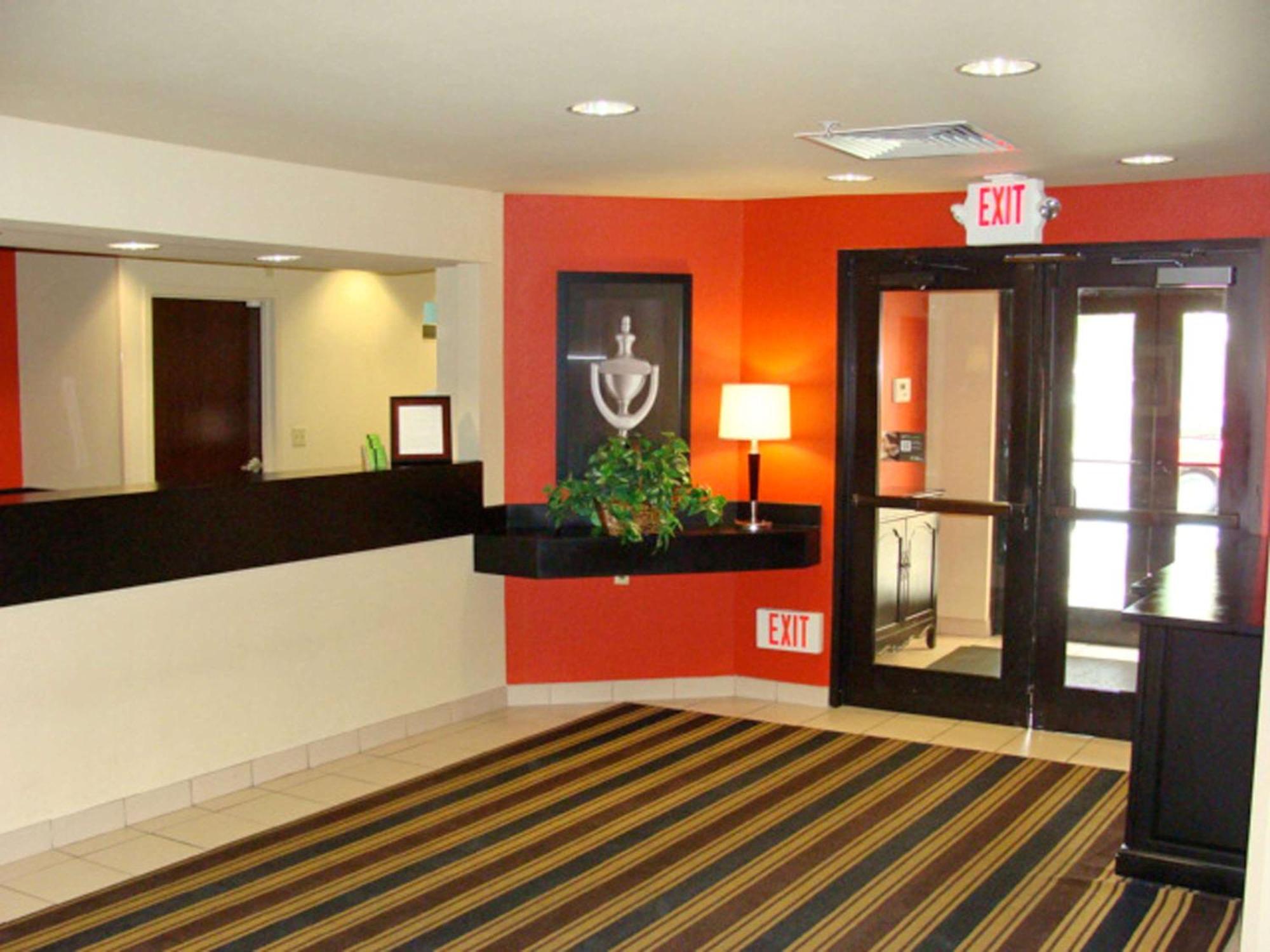 Extended Stay America Suites - Somerset - Franklin Экстерьер фото
