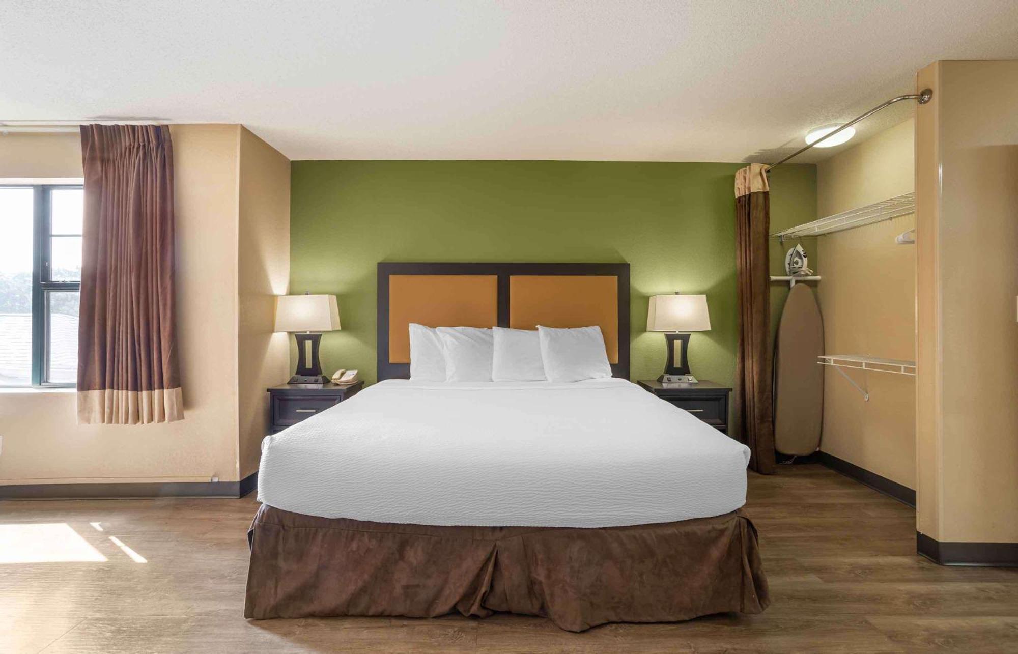 Extended Stay America Suites - Somerset - Franklin Экстерьер фото