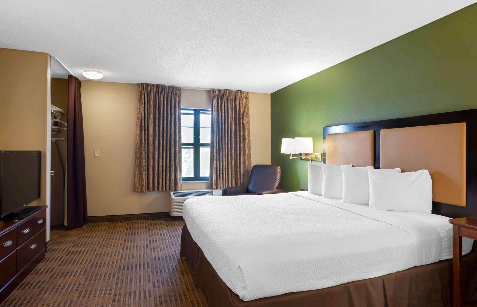 Extended Stay America Suites - Somerset - Franklin Экстерьер фото