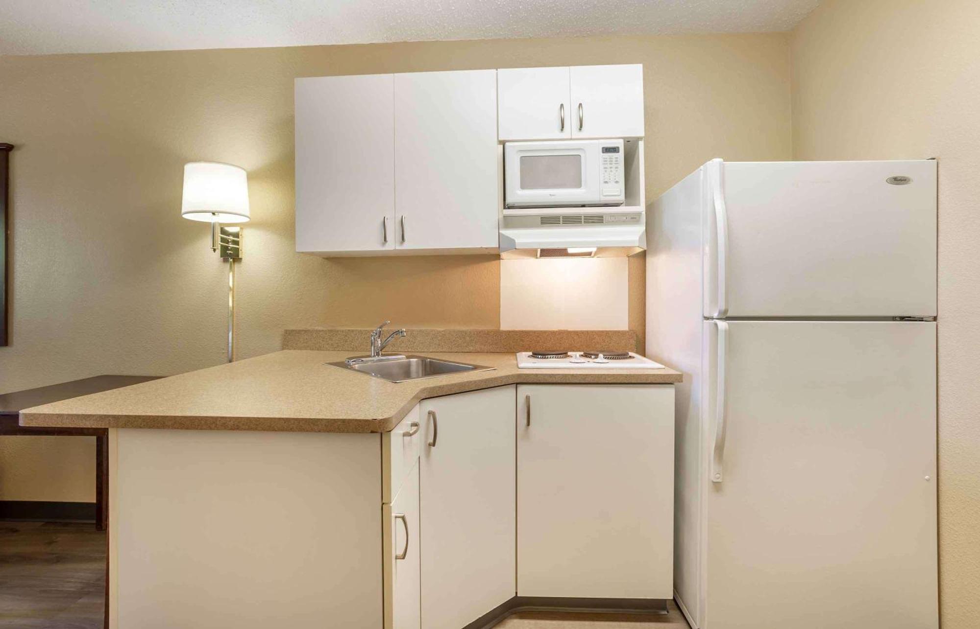 Extended Stay America Suites - Somerset - Franklin Экстерьер фото